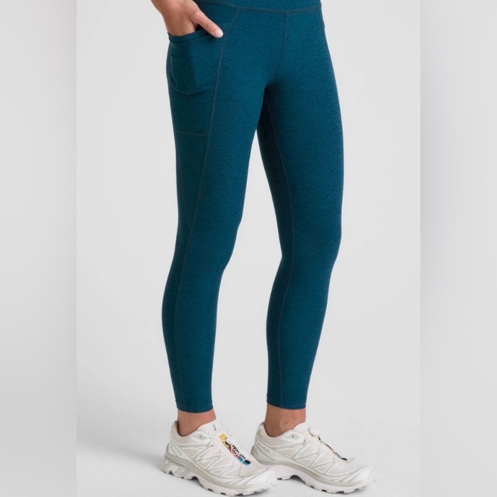 Beyond Yoga Pocket Leggings 🖤